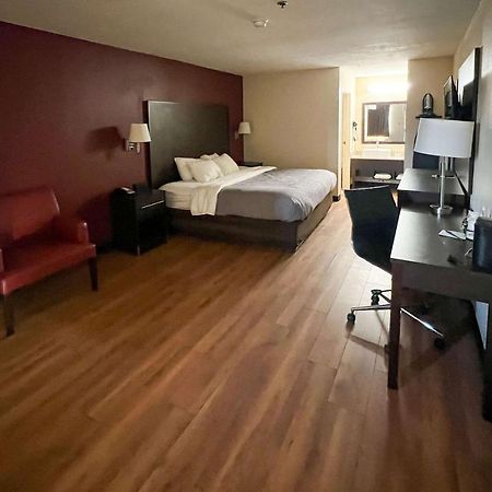 Quality Inn & Suites I-10 Near Fiesta Texas Сан-Антоніо Екстер'єр фото
